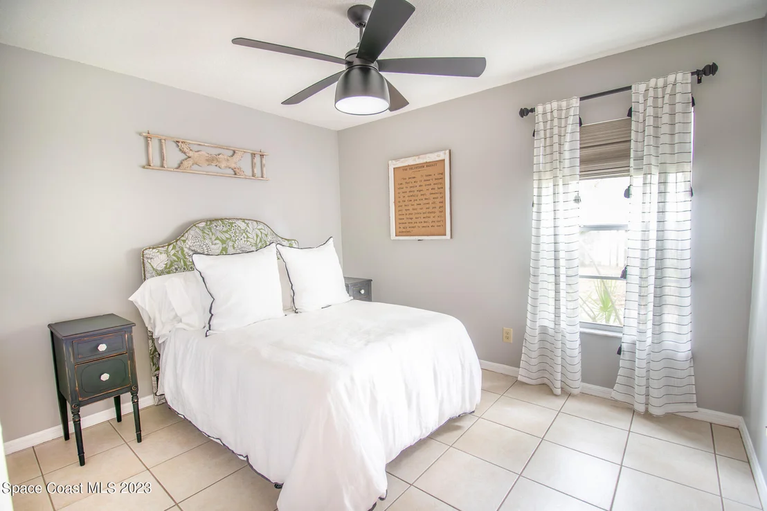 Photo of 4290 Silver Lake Drive