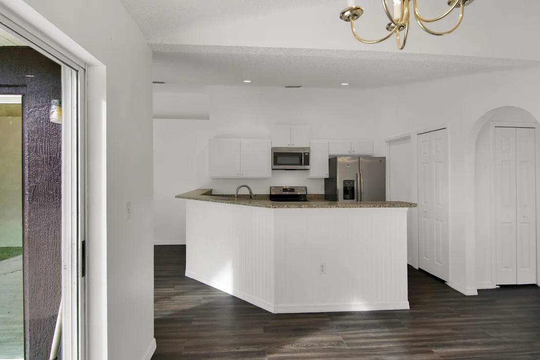 Photo of 1027 Hibiscus Street