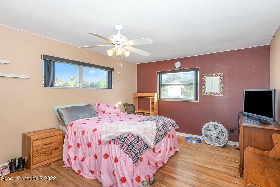 Photo of 384 Chester Drive