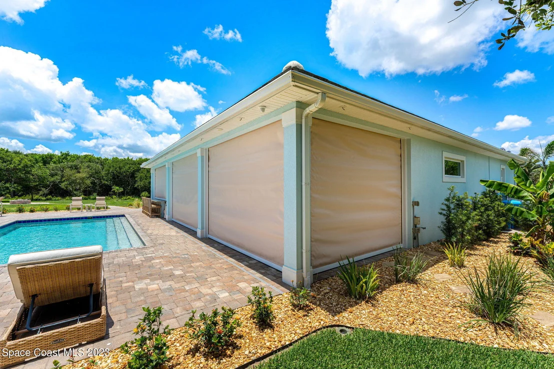 Photo of 6231 Windward Lane