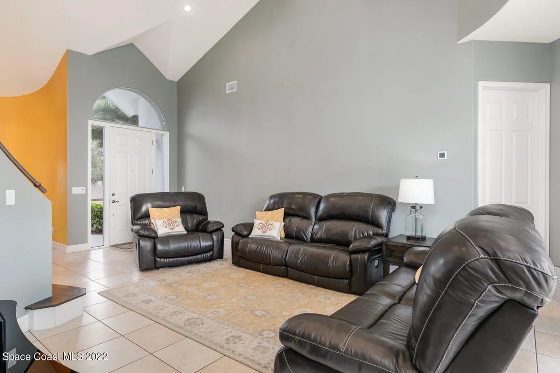 Photo of 218 Waterside Drive