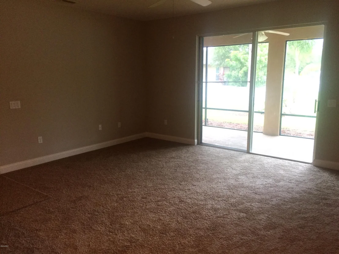 Photo of 1501 Bridgeport Circle