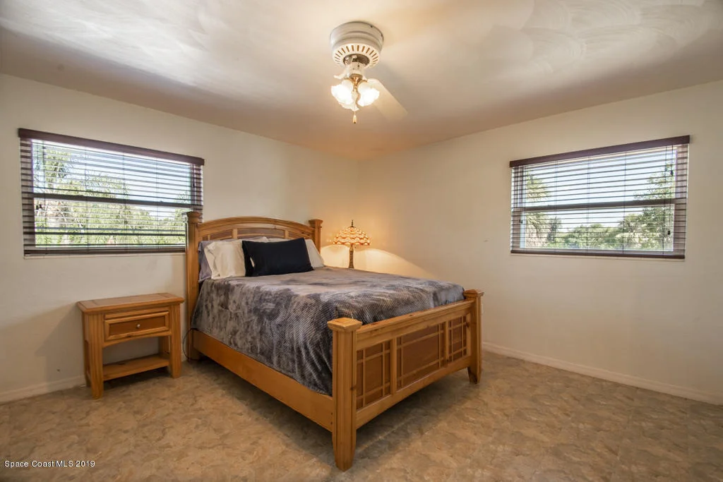 Photo of 1141 Rivermont Drive