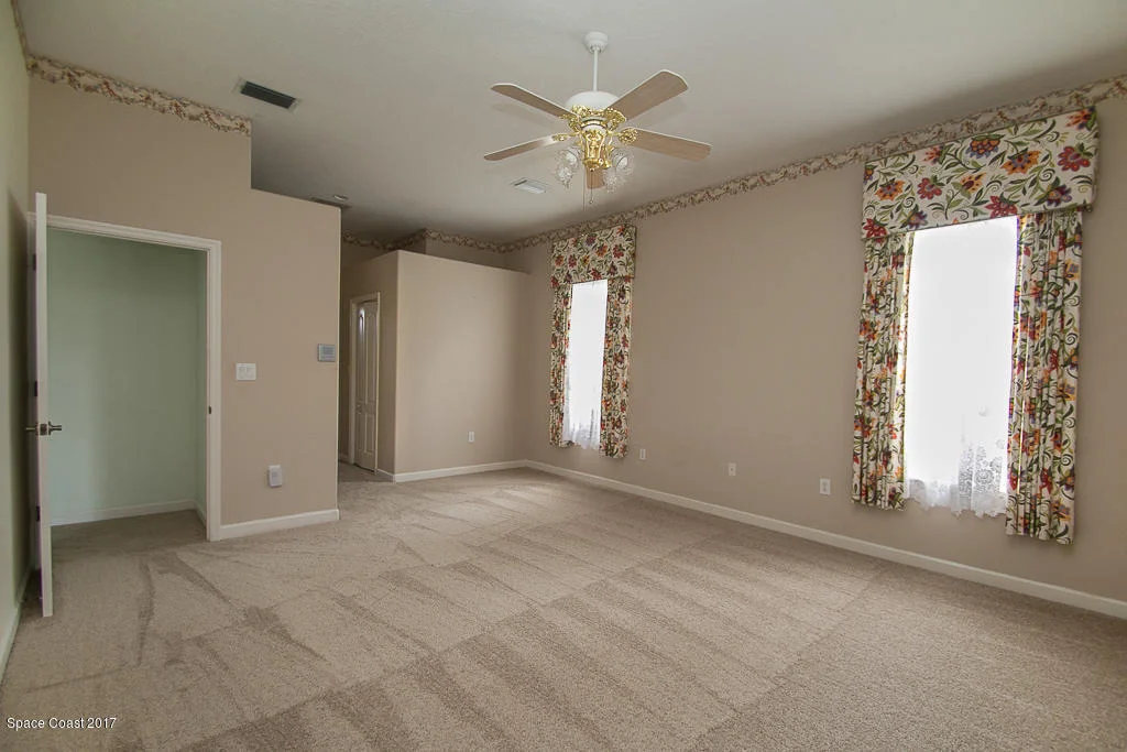 Photo of 5745 Sheffield Place