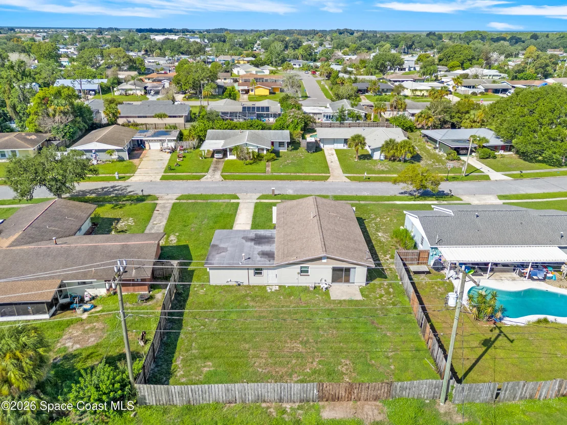 Photo of 956 Beechfern Lane