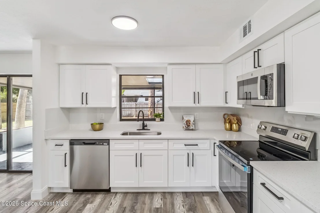 Photo of 5170 Andover Street