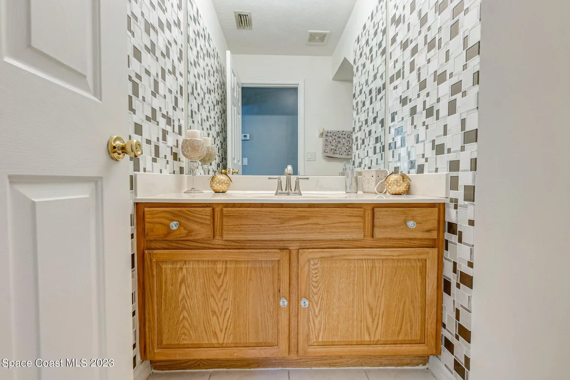 Photo of 2820 Stratford Pointe Drive