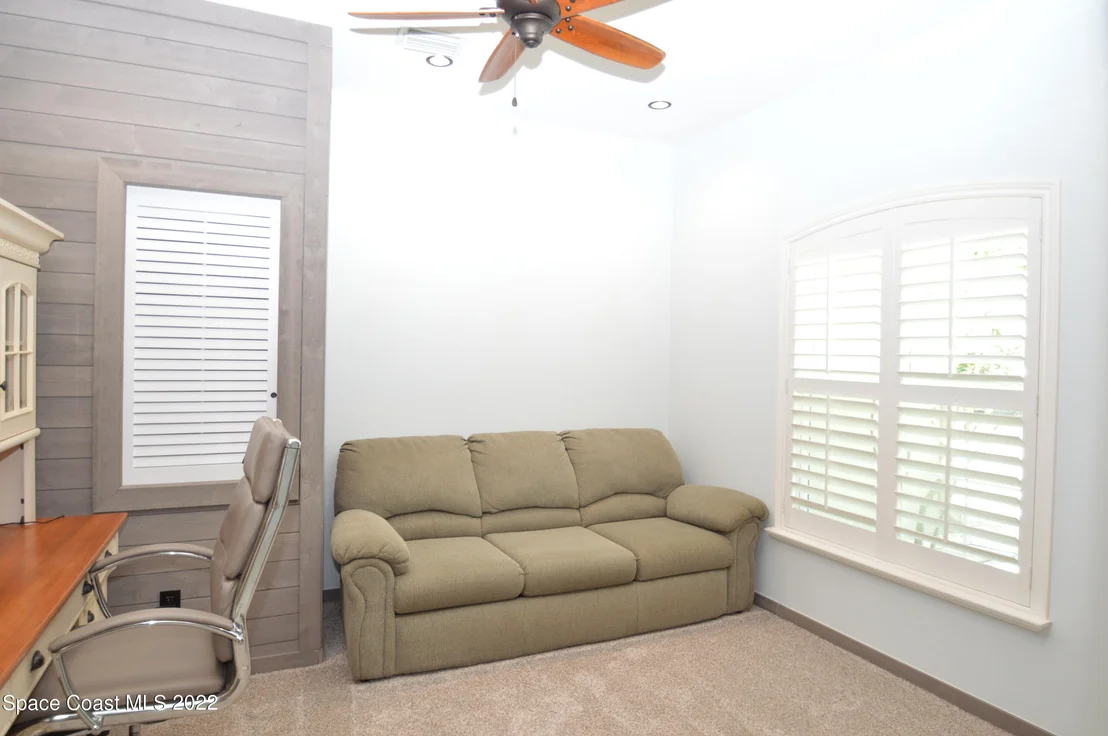 Photo of 725 Triple Crown Lane