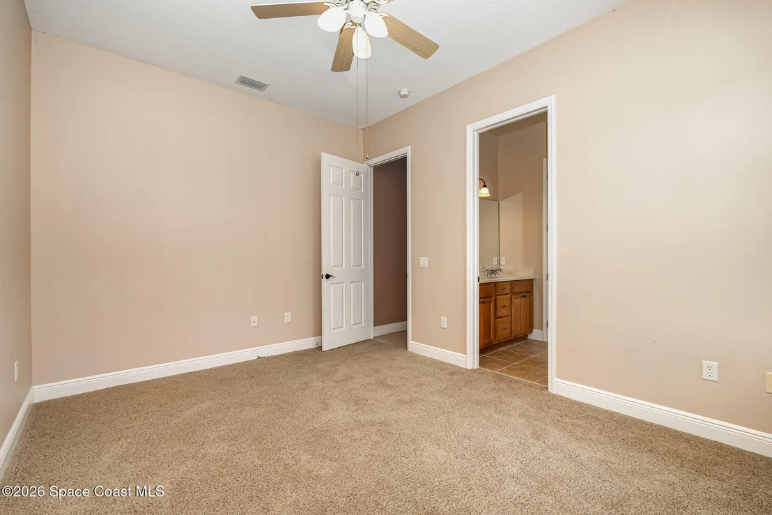 Photo of 291 Devlin Court SE