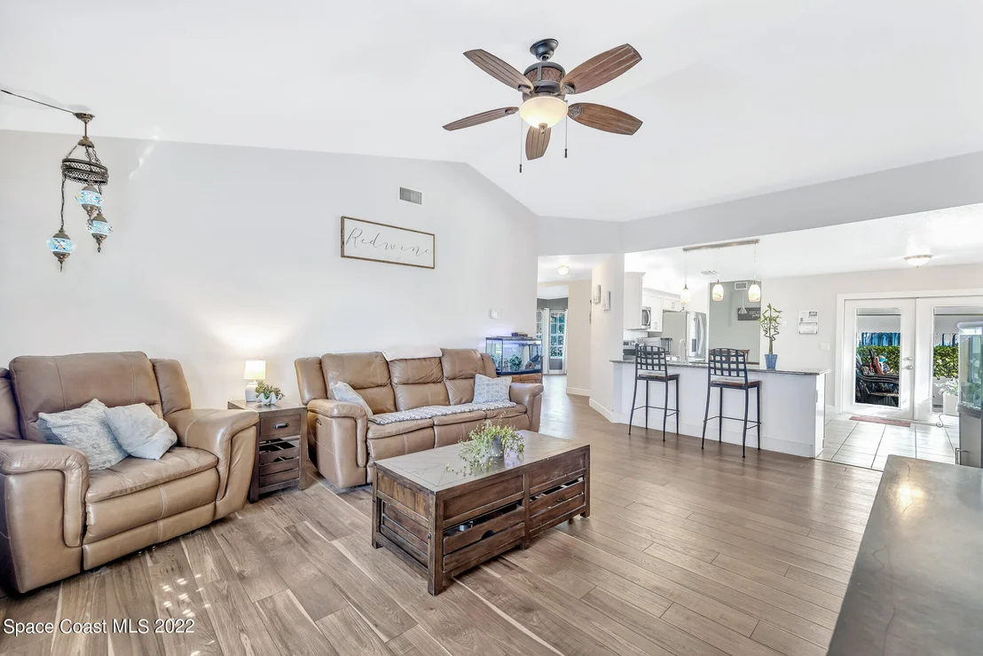 Photo of 905 Pine Baugh Street
