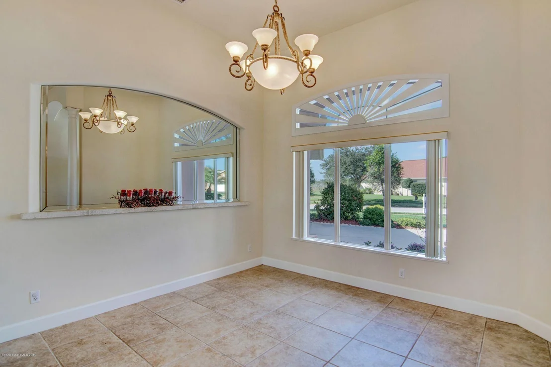 Photo of 1250 Starling Way