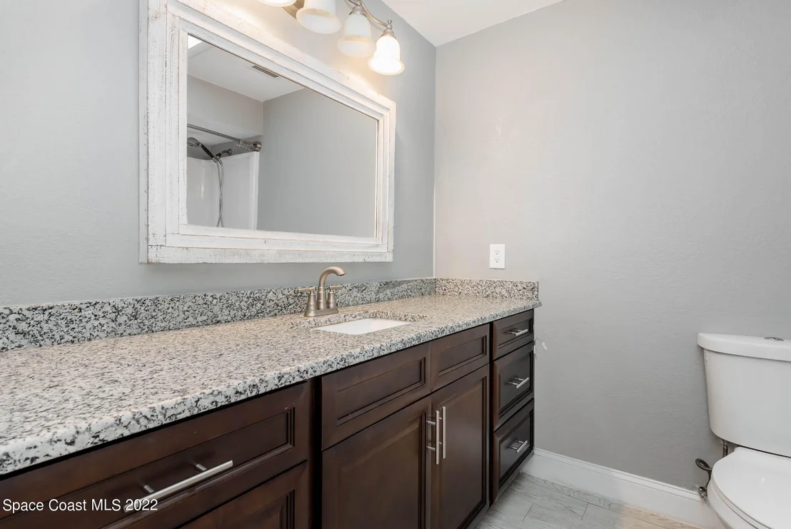 Photo of 5635 Travis Street