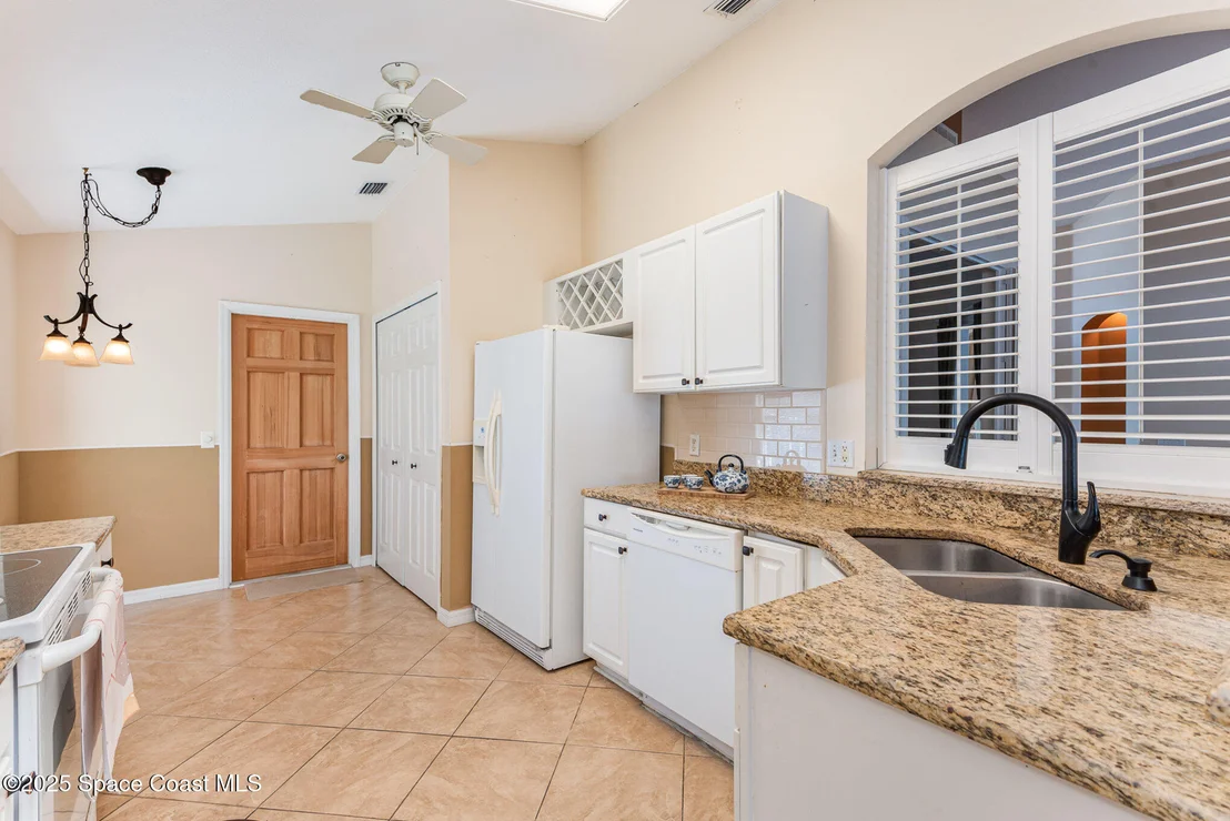 Photo of 2597 Addington Circle