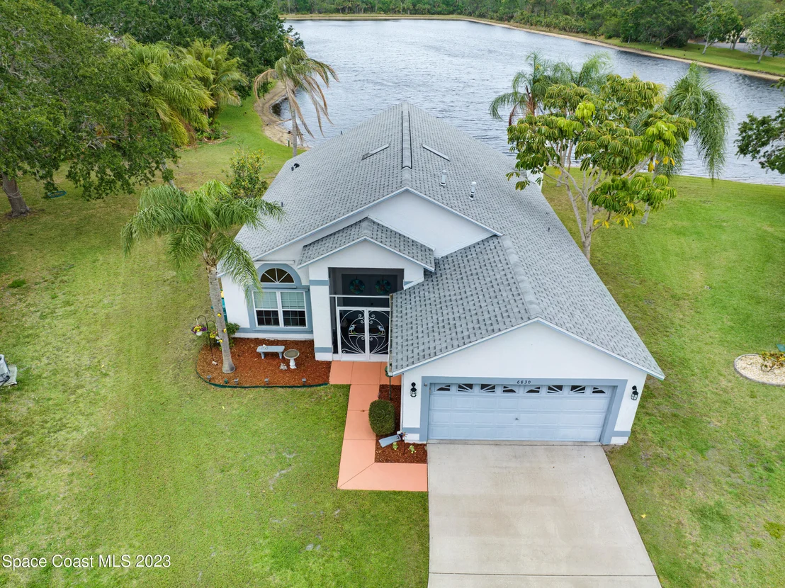 Photo of 6830 Whitetail Court