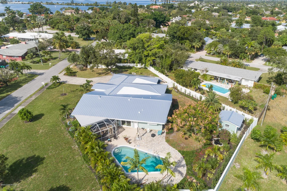 Photo of 905 Magnolia Drive