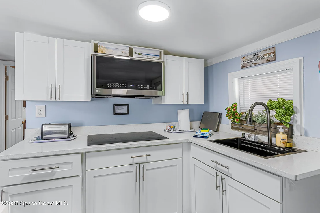 Photo of 329 Pineda Street
