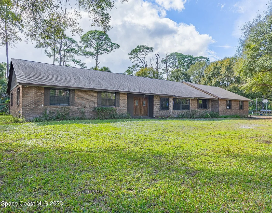 Photo of 2281 Friday Road