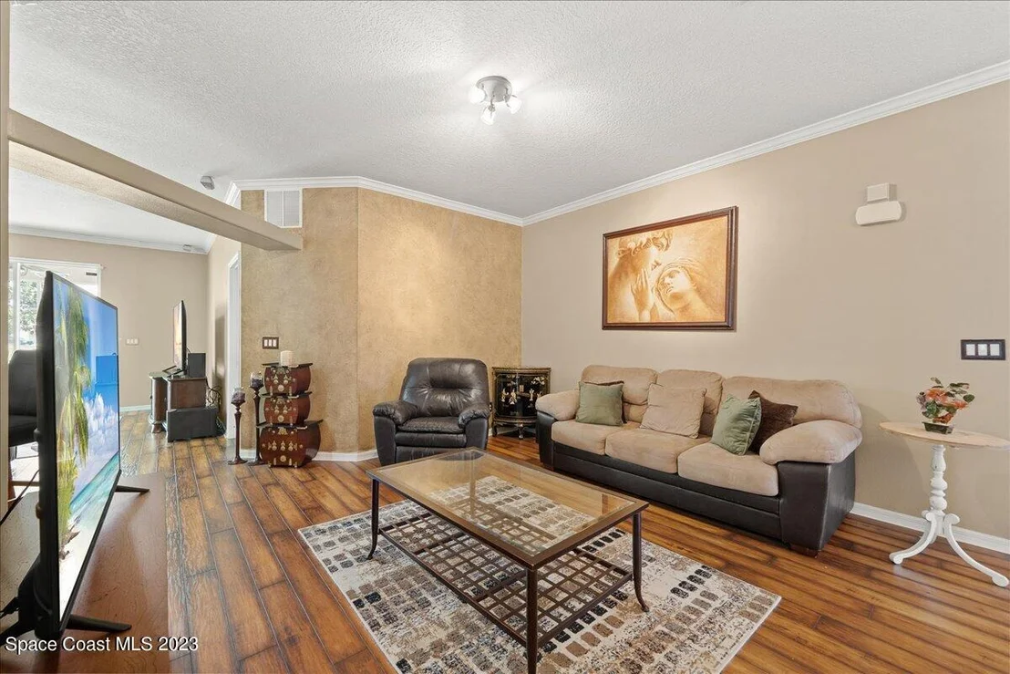 Photo of 3862 Manitoba Way