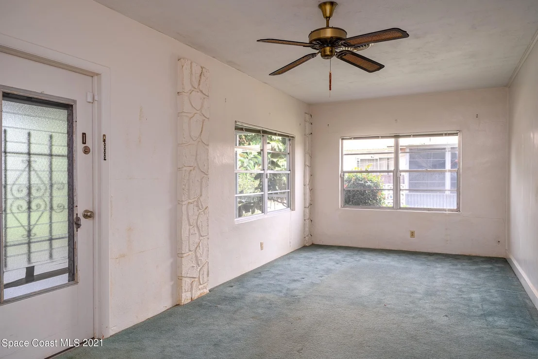 Photo of 2304 Parsons Avenue
