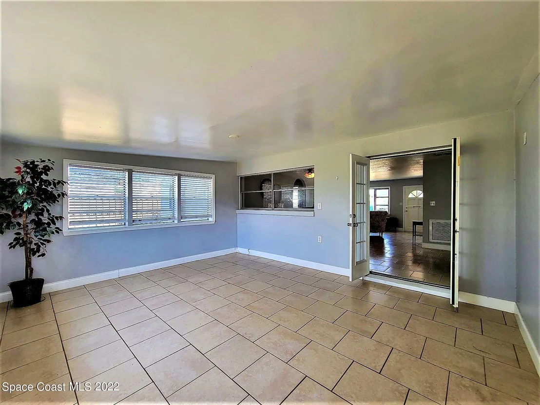 Photo of 2644 Sadler Lane