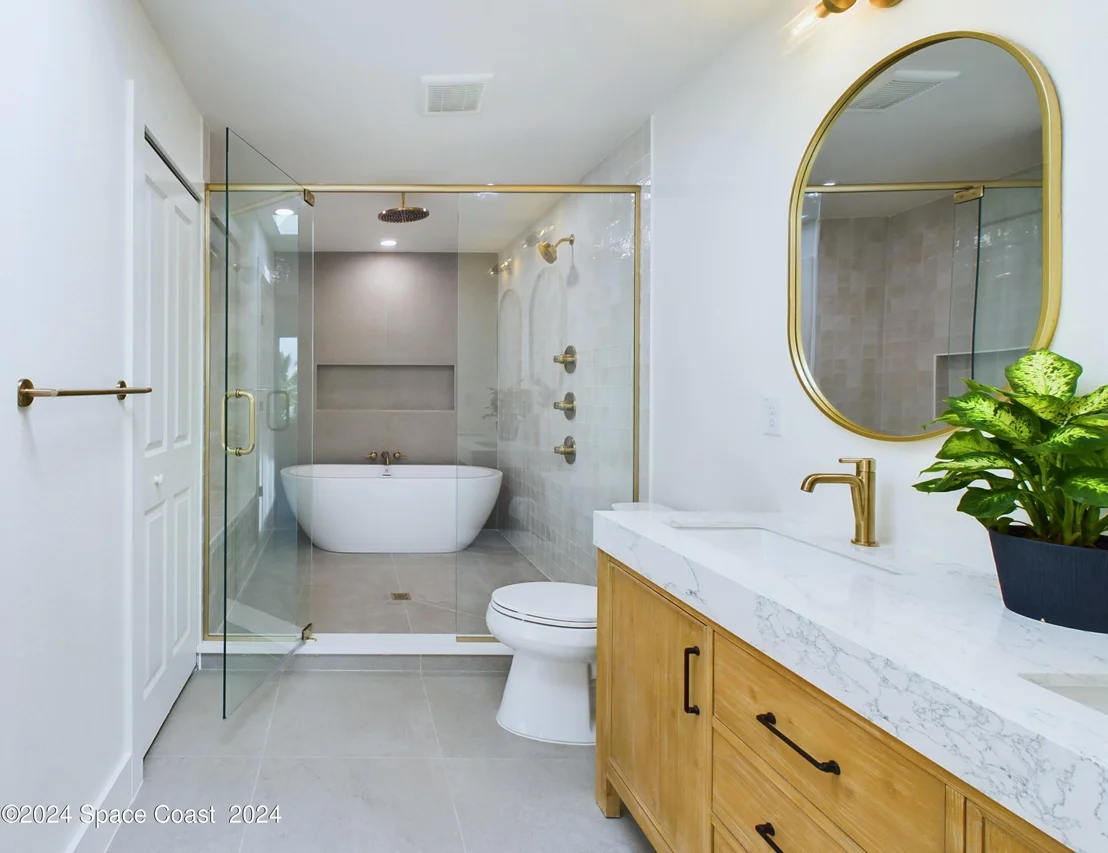 Photo of 396 Riverview Lane