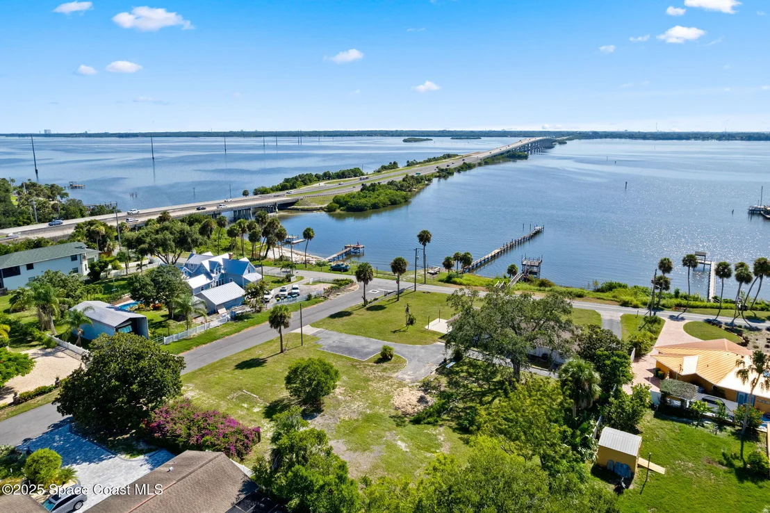 Photo of 3109 Indian River Drive