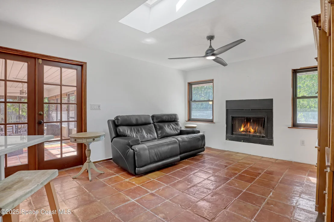 Photo of 235 Sand Dollar Road S