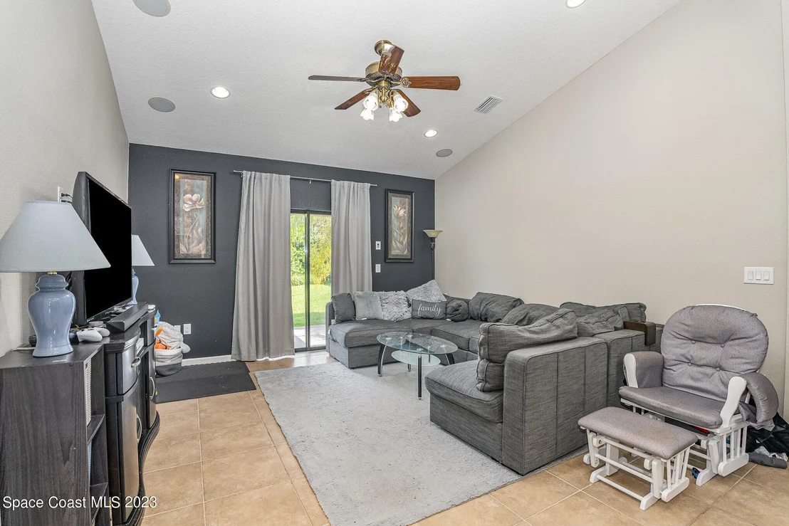 Photo of 1400 Scout Drive