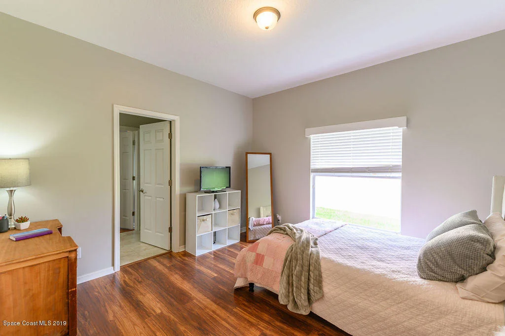 Photo of 5247 Indigo Crossing Drive