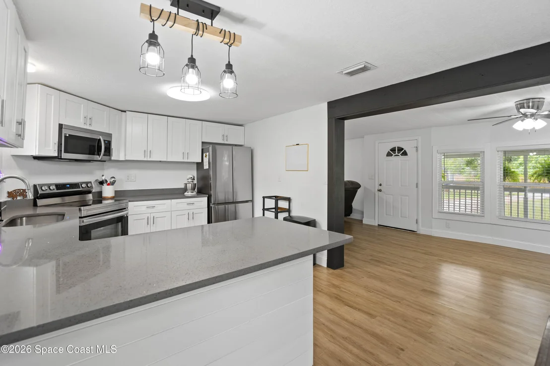 Photo of 9025 Lincoln Road