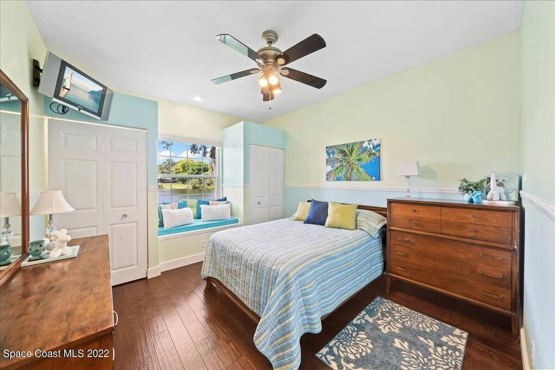 Photo of 7933 Timberlake Drive