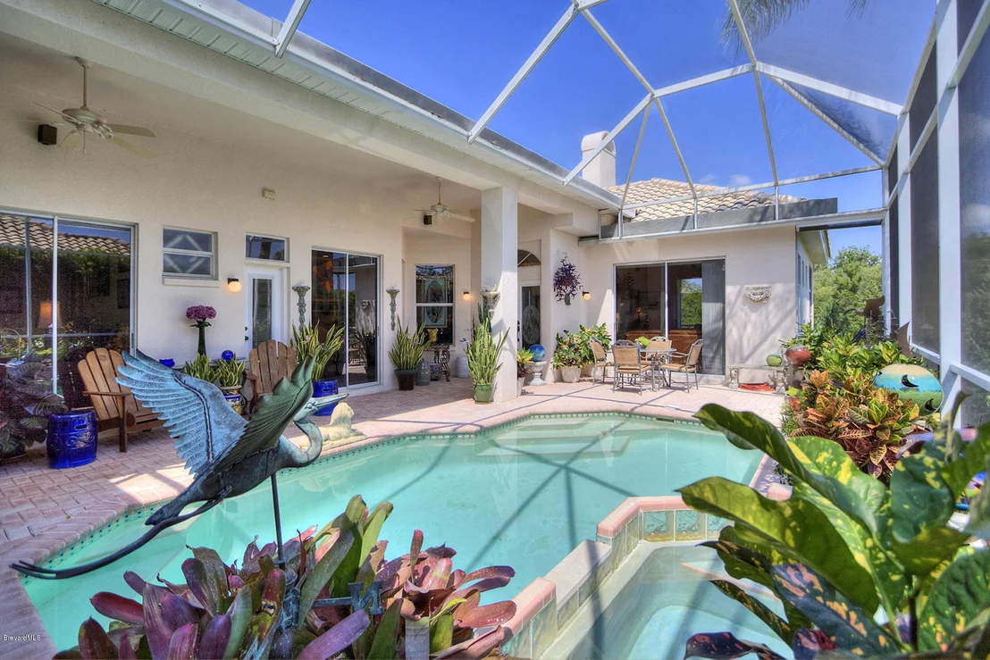 Photo of 931 Palm Brook Drive
