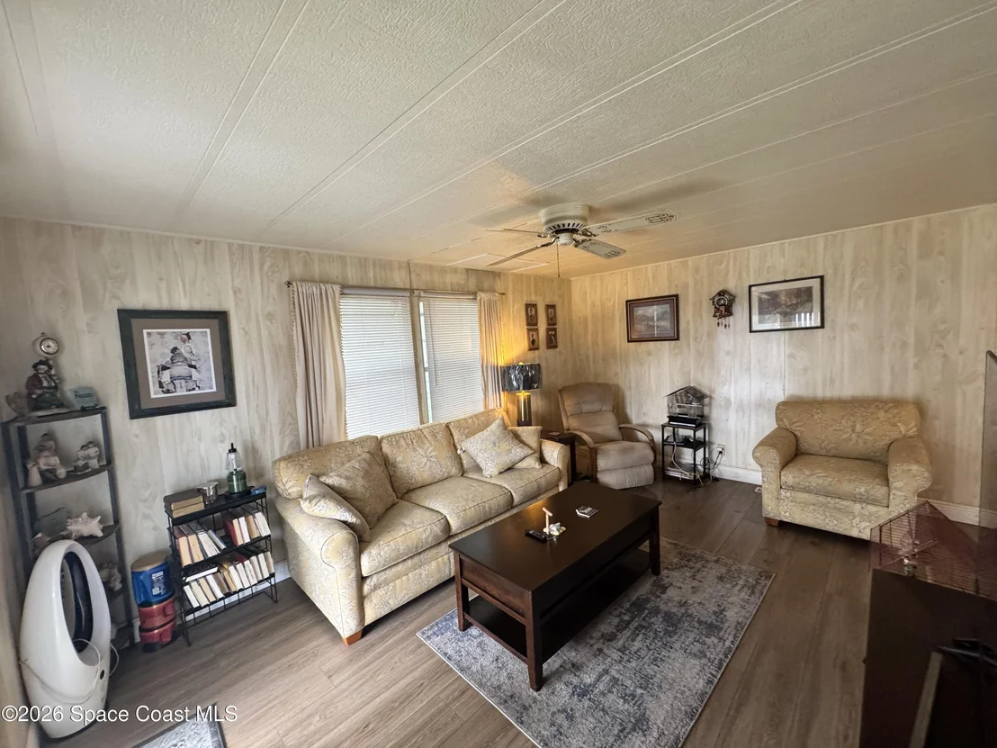 Photo of 7590 Blackhawk Road