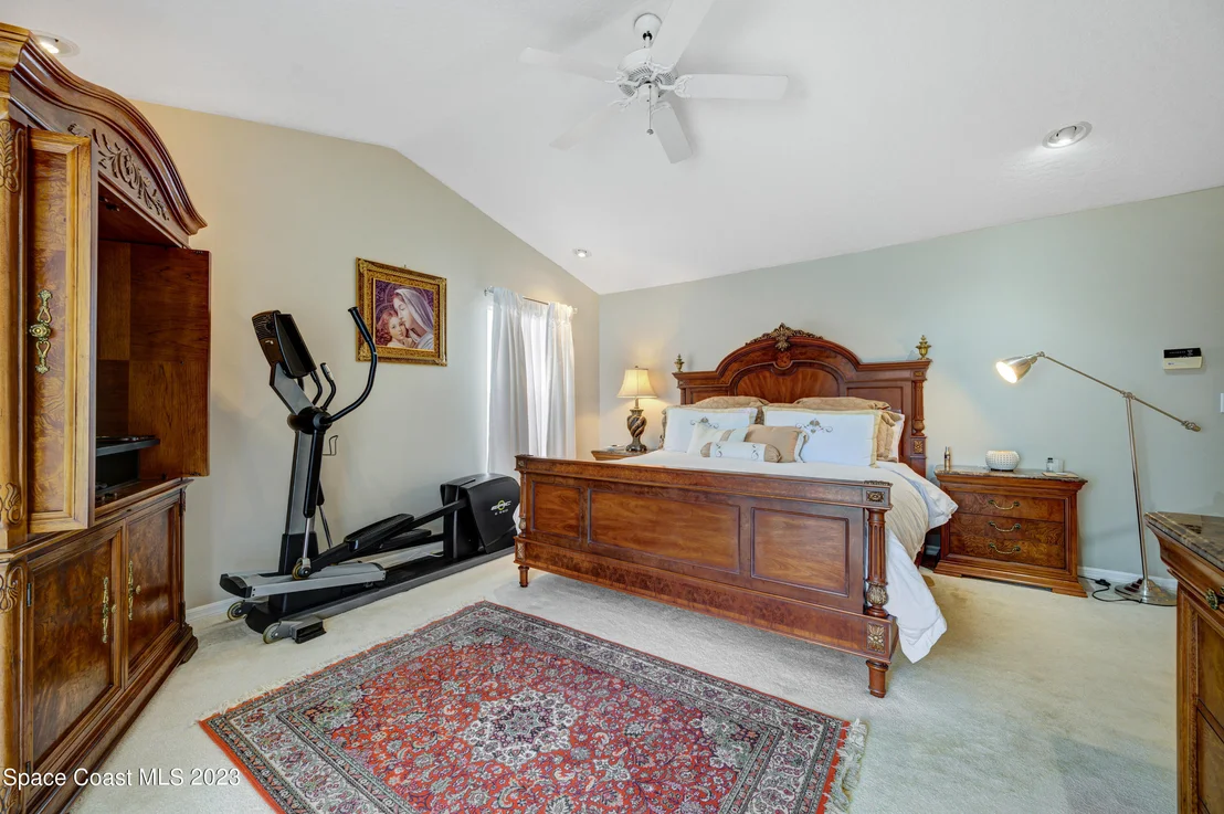 Photo of 335 Lanternback Island Drive