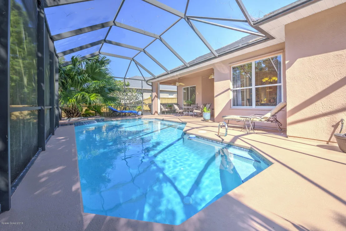 Photo of 4668 Alamanda Drive