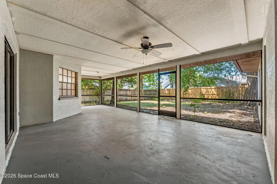 Photo of 950 Whisperpine Drive