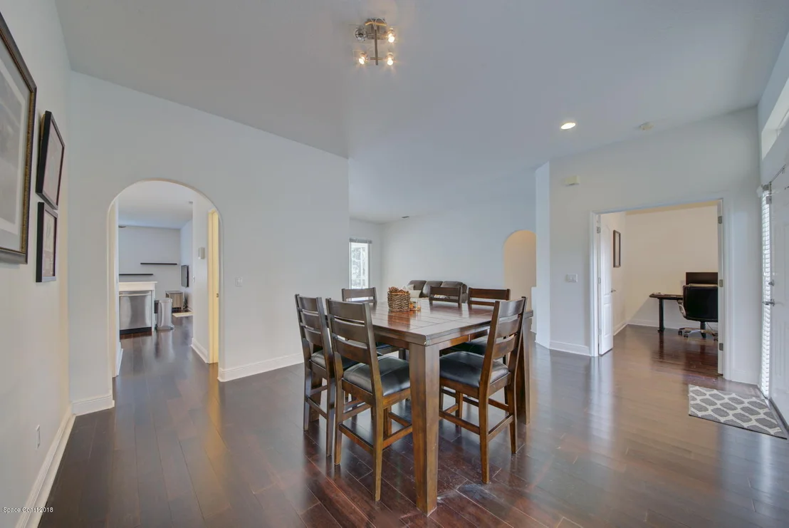 Photo of 3360 Meadowridge Drive