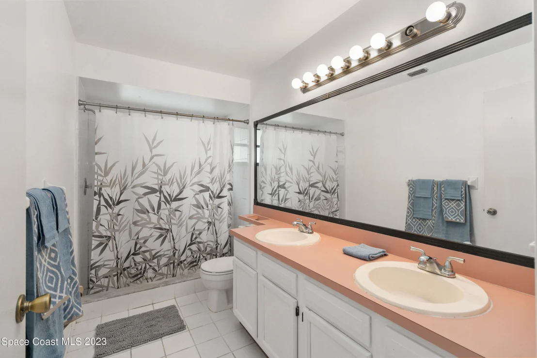 Photo of 1744 Clover Circle