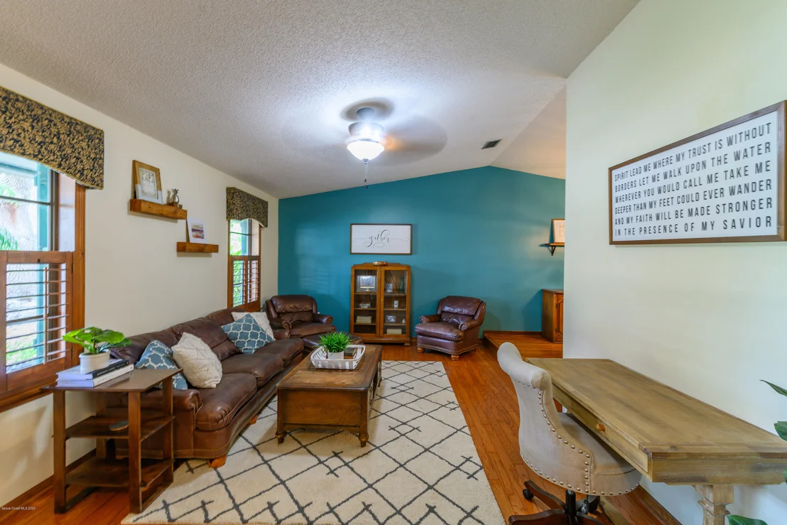 Photo of 421 Monaco Drive