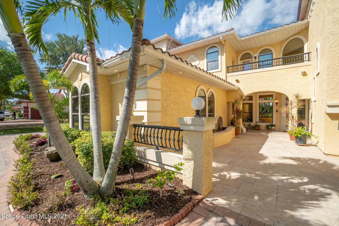 Photo of 442 Lanternback Island Drive