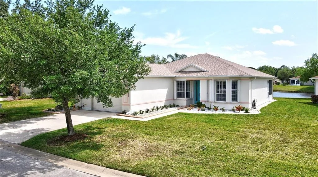 Photo of 1332 Shoreline Circle