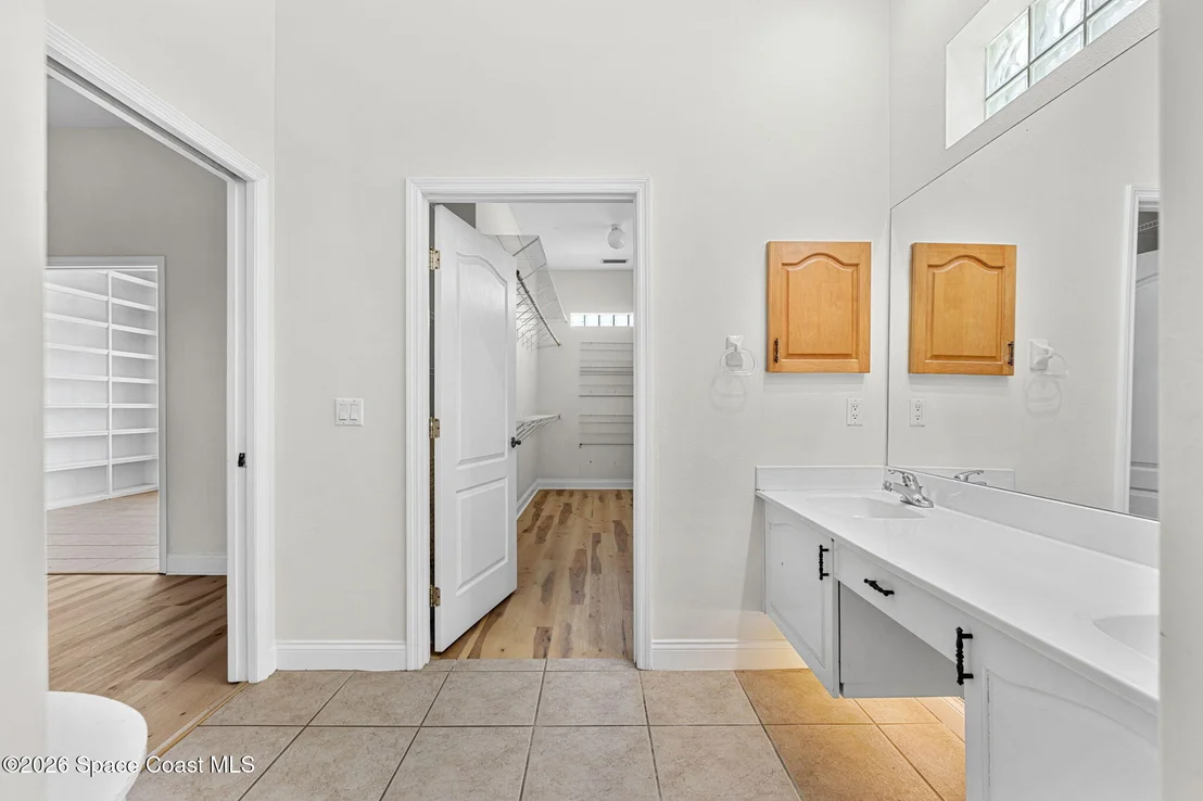 Photo of 2729 Pineapple Avenue