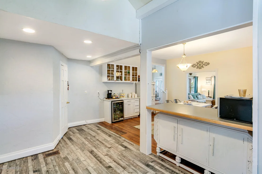 Photo of 14 Barton Avenue