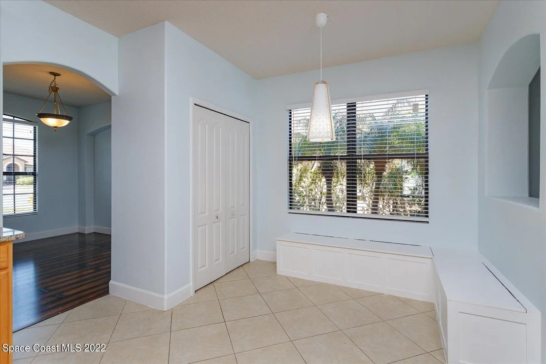 Photo of 1480 Talon Way