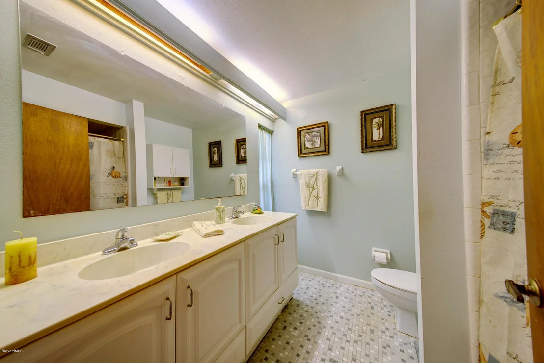 Photo of 441 Myrtlewood Road