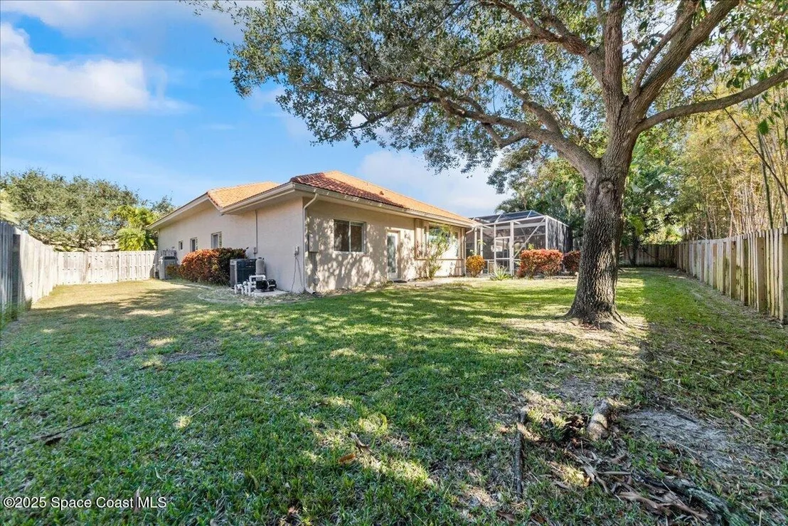 Photo of 327 Southampton Drive