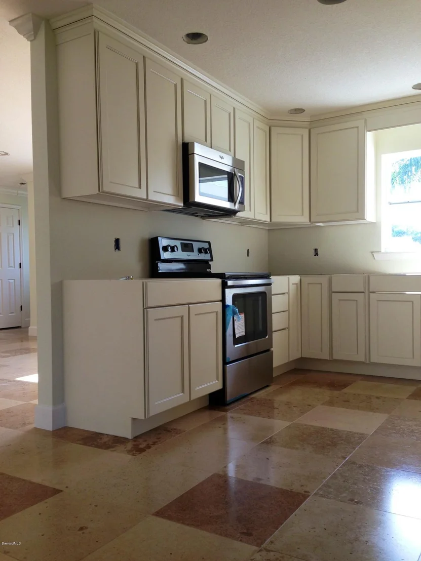Photo of 460 Coconut Drive