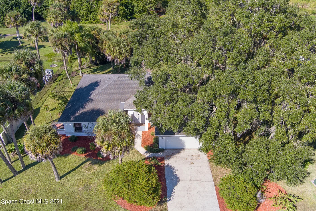 Photo of 1199 Meadowbrook Road NE