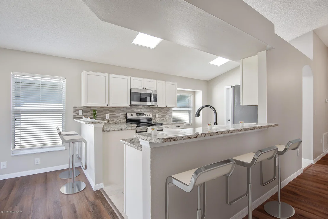 Photo of 1127 Pine Creek Circle NE