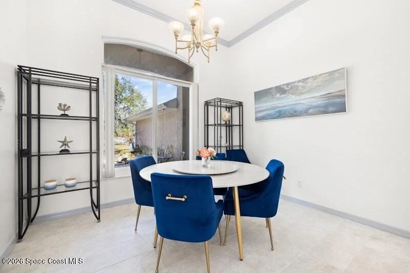 Photo of 3375 Hield Road
